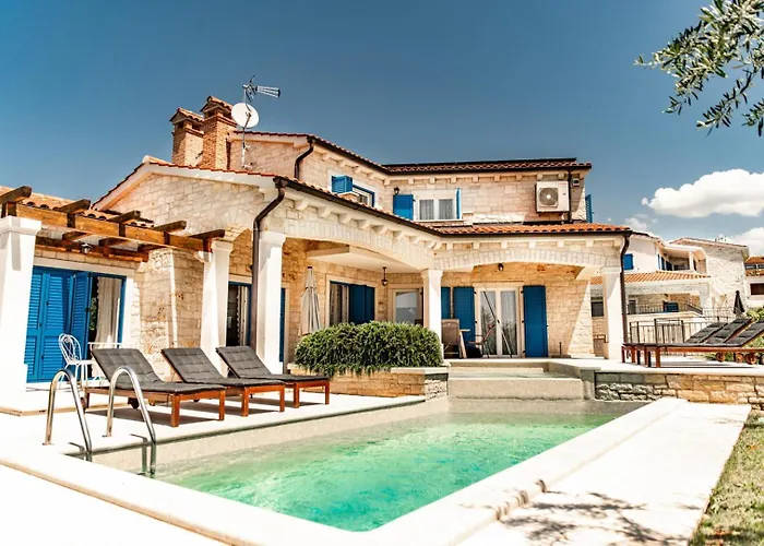 Torre Iv * Tar-Vabriga